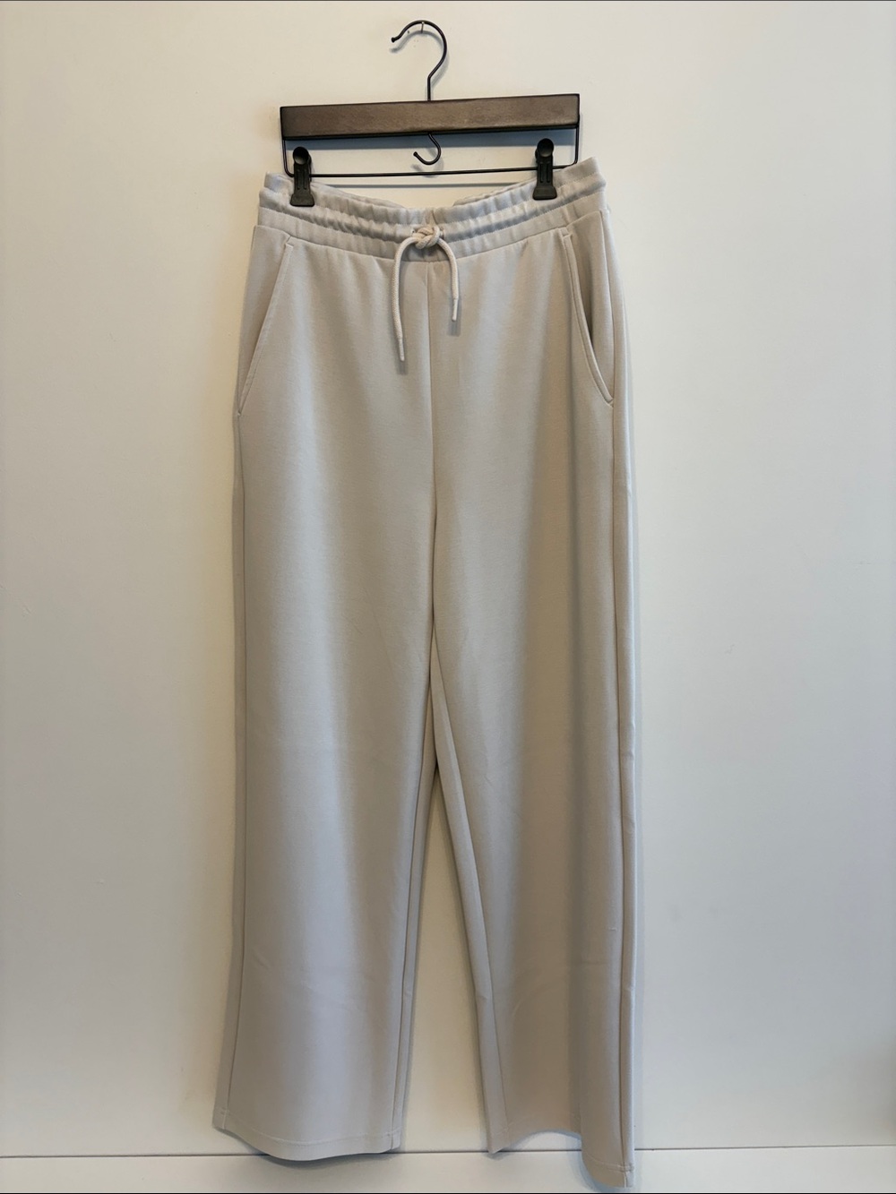 Bench beige grey softstreme high waisted  pant sz m medium tried on only